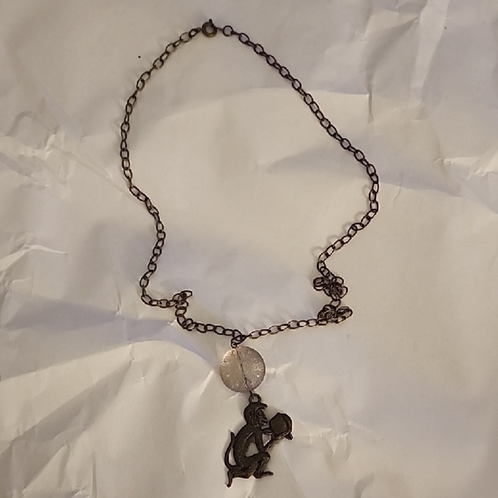 aged costume Elegant Bronze Chain Necklace with Unique Pendant